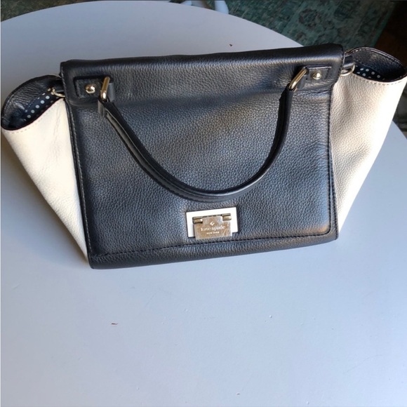 Kate spade beautiful, two-tone bag, steal of a deal!!!!!! - Picture 4 of 4